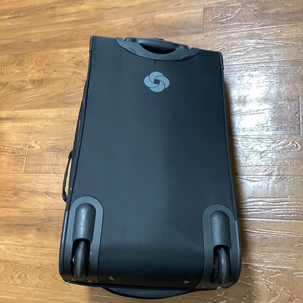 Samsonite Travel Duffle Bag with wheel